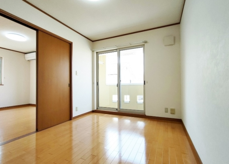 リジエールB棟の洋室