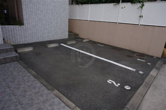 【駐車場】 | 敷地内駐車場です