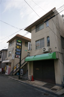 【外観】 | 色々な店舗などがあり良い雰囲気の物件です