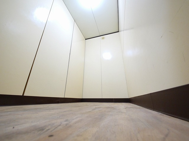 トランクルーム西大寺北の内装|内装も気になるポイント