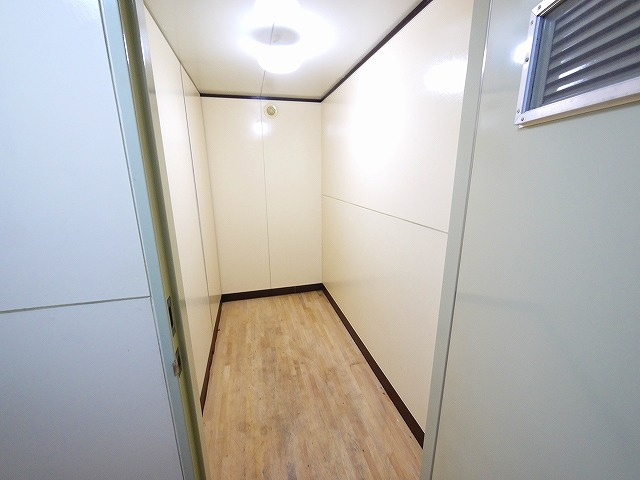 トランクルーム西大寺北の内装|内装です