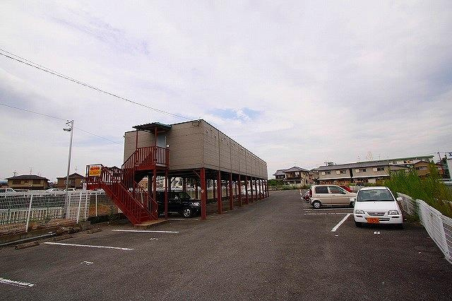 トランクルーム西大寺北の外観|外観もきれいです