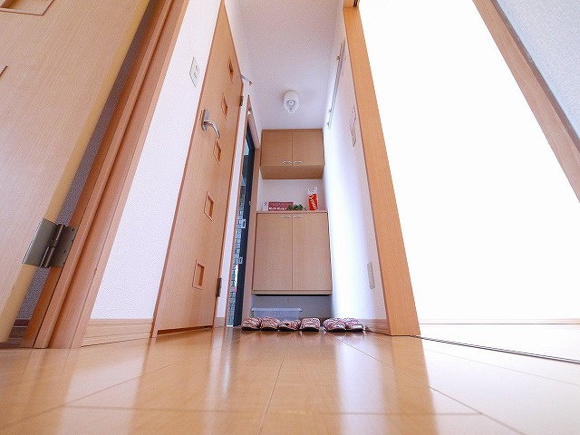 コスモス　オーゼの玄関|ゆったりとした玄関です