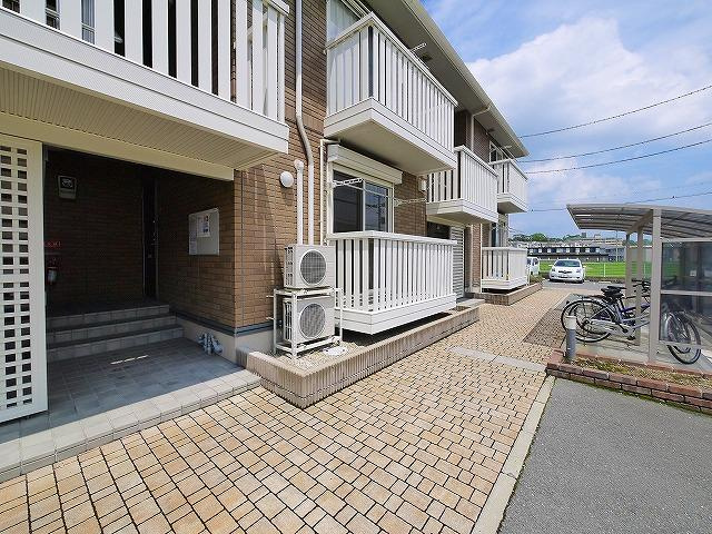 ロハス平城　Ｂ棟のその他共用部分|外観です