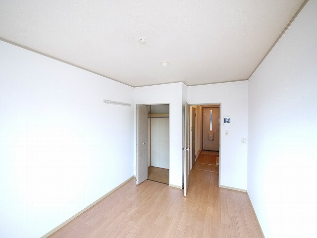 チェルヴォ（阪新屋町）の洋室