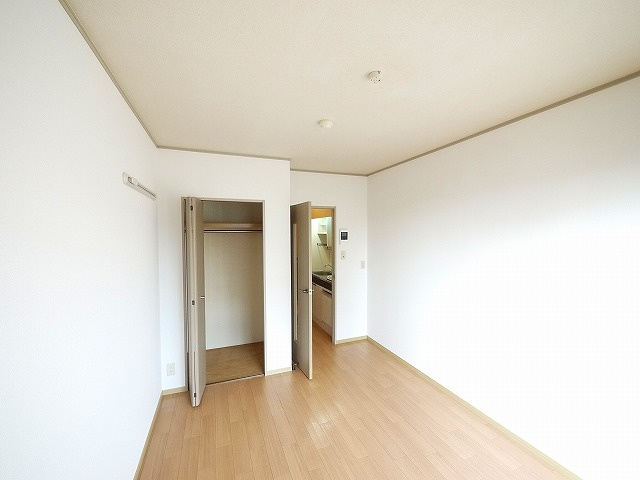 チェルヴォ（阪新屋町）の寝室