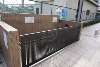 【その他共用部分】 | 敷地内ゴミステーションです