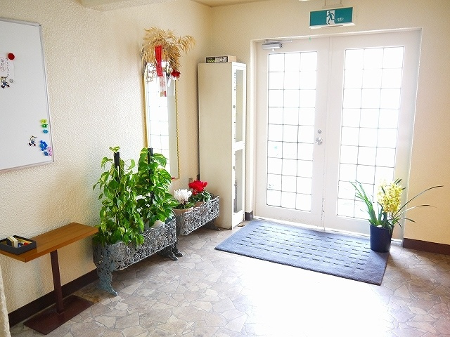 ナラレジデンスモアのエントランス|エントランスです