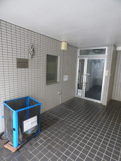 【エントランス】