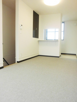 【居間・リビング】 | 花鳥風月 | 広々リビングダイニング。カウンターキッチンです♪