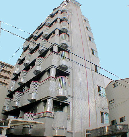 ロータリーマンション布施北の外観