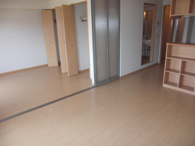 【居間・リビング】 | リベルテ空港東 | 同タイプ部屋