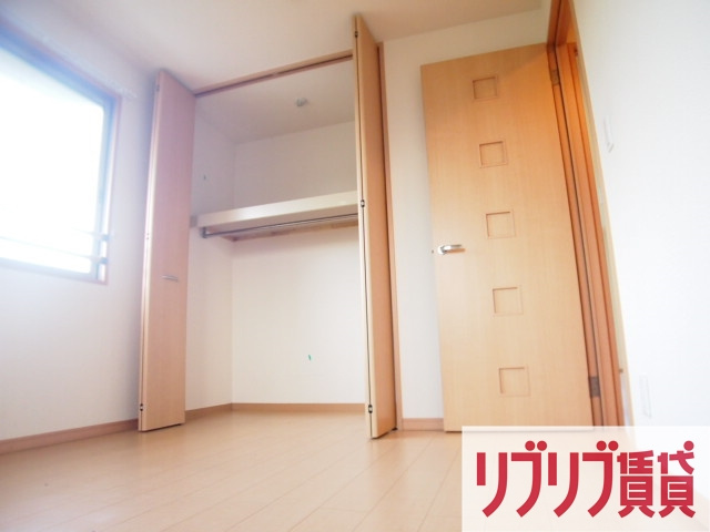 オッツ寒川の寝室