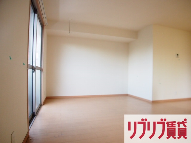 オッツ寒川の居間・リビング
