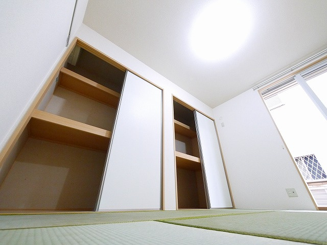 レスパス　デュルポ堀内Ｂの収納|たっぷりとした収納スペースです