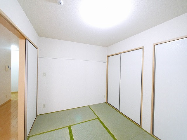 レスパス　デュルポ堀内Ｂの和室|ゆったりとくつろげる和室です