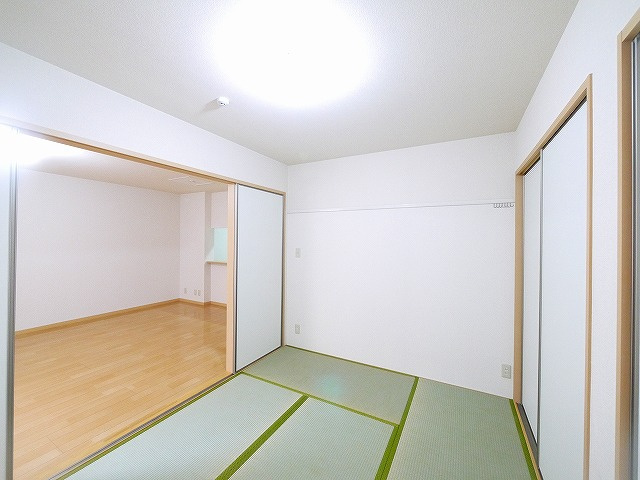 レスパス　デュルポ堀内Ｂの和室|日本らしい落ち着いた雰囲気の和室です