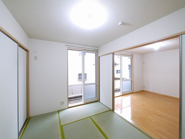レスパス　デュルポ堀内Ｂの和室|落ち着いた雰囲気の和室付きです