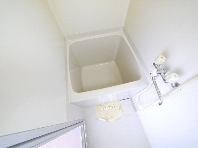 スィートピーの浴室|日々の暮らしに欠かせないお風呂です