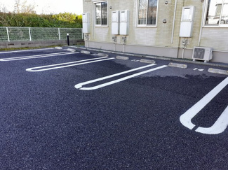 【駐車場】