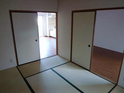コンフォート北花田の和室