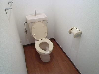 コンフォート北花田のトイレ