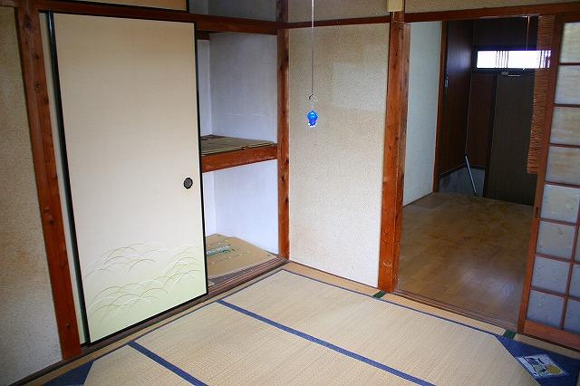 堀内アパート（四条大路５丁目）の収納|便利な収納スペースです