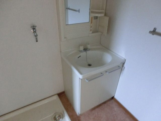 ＤＳパークレジデンス大濠の独立洗面台|ＤＳパークレジデンス大濠（1K）　
写真は別号室です