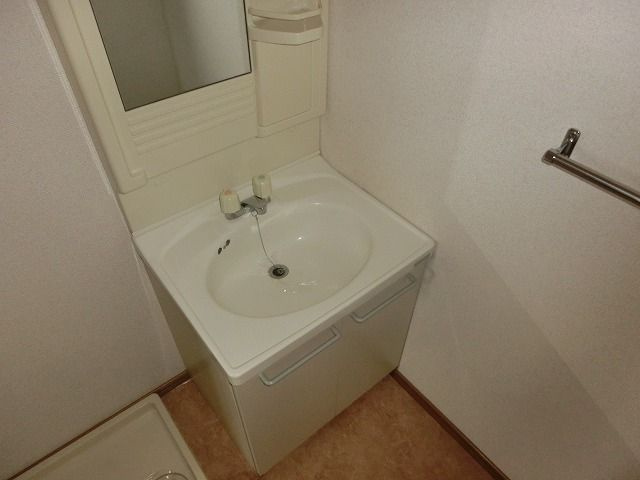 ＤＳパークレジデンス大濠の独立洗面台|ＤＳパークレジデンス大濠（1K）　独立洗面台
写真は別号室です