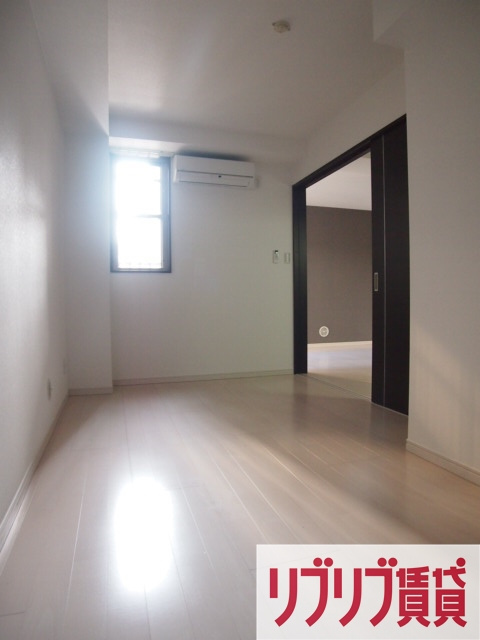 レジデンス千葉新宿の寝室