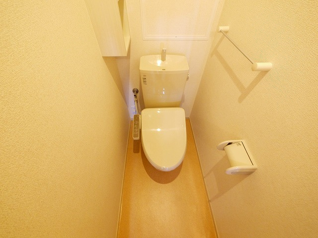 コンフォール州見台7番館のトイレ|清潔感のあるトイレです