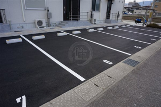 【駐車場】 | 敷地内駐車場です