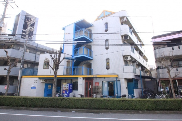 プレアール俊徳道の外観