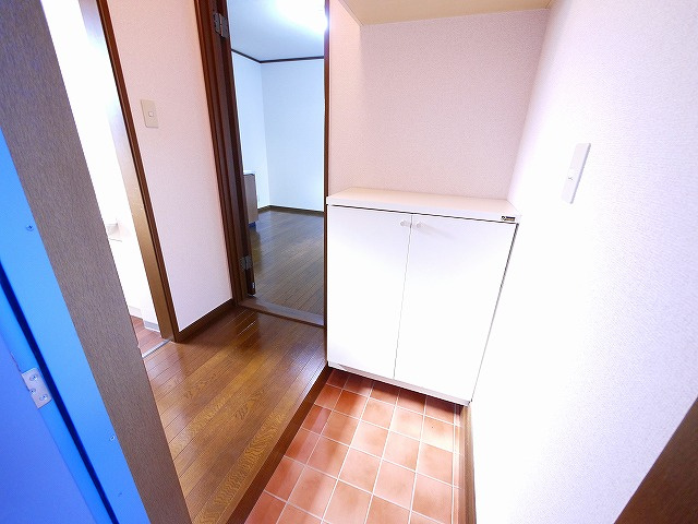 ルミエール州見の玄関|明るい玄関です