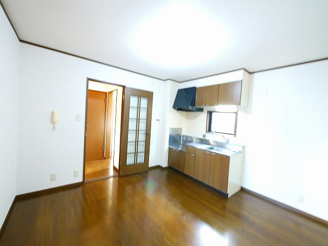 ルミエール州見の居間・リビング|ゆったり過ごせる居間です