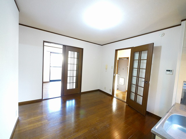 ルミエール州見の居間・リビング|使いやすい居間です