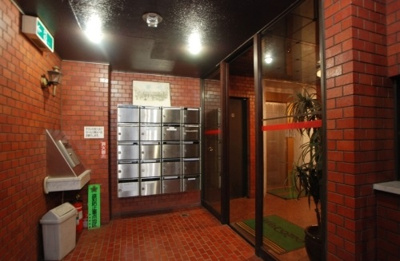 【エントランス】 | 五月女ビル | 五月女ビル