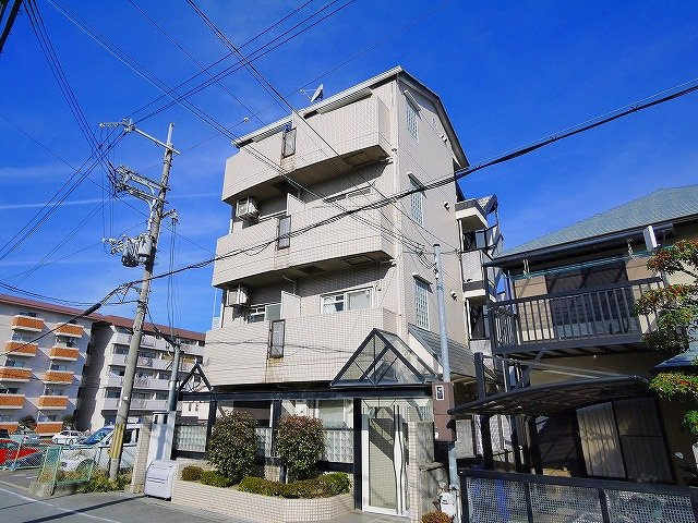 シティパレスあやめ池P-5の外観