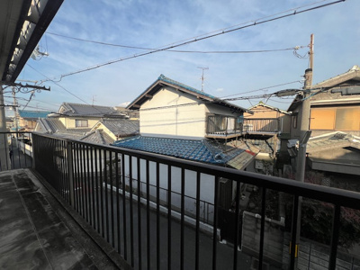 【バルコニー】 | 宮脇ハイツ | 開放的で明るい空間を演出してくれるバルコニーです