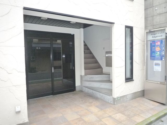 香川ビルの外観