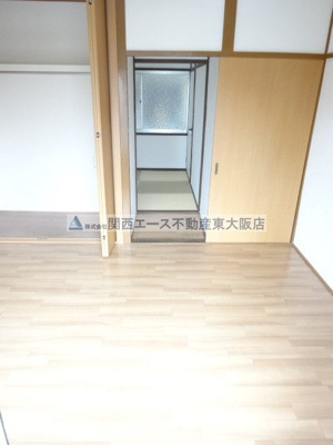 【洋室】 | 中石切町5丁目貸家