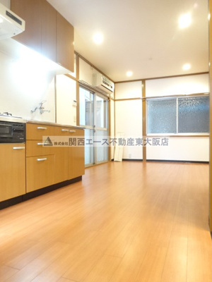 【居間・リビング】 | 中石切町5丁目貸家