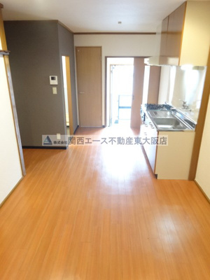 【居間・リビング】 | 中石切町5丁目貸家