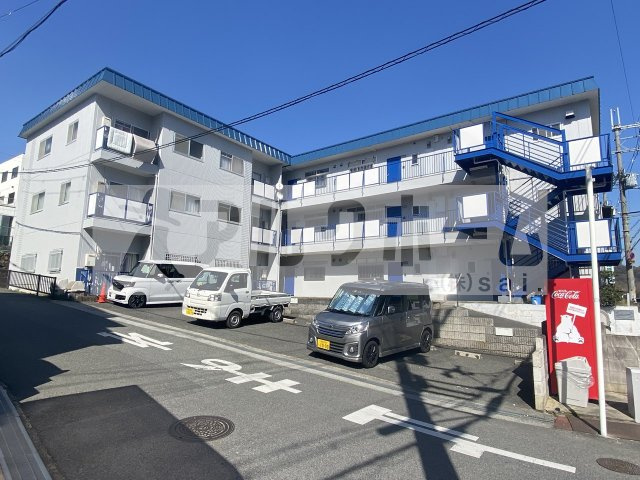 サイドテール高井田の外観