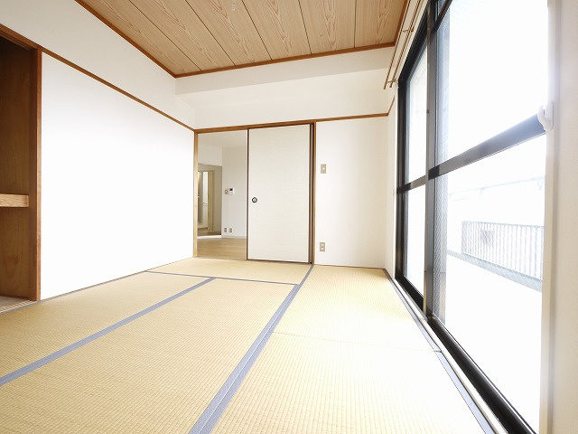 矢追マンションの和室
