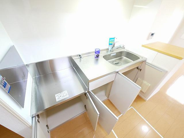 シャトーヒルズ　南館のキッチン|使いやすいキッチンです