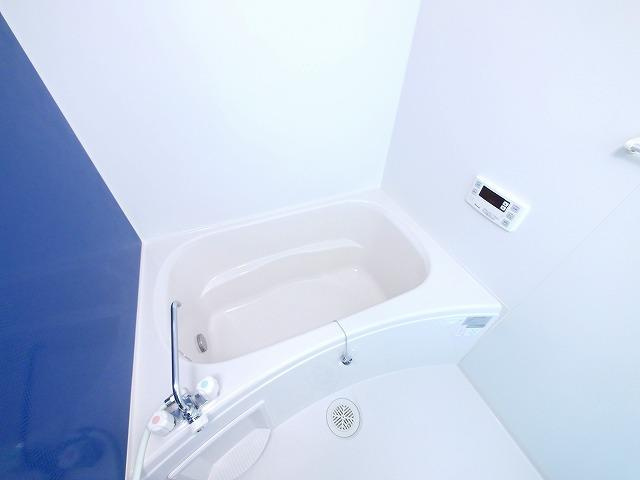 シャトーヒルズ　南館の浴室|日々の暮らしに欠かせないお風呂です