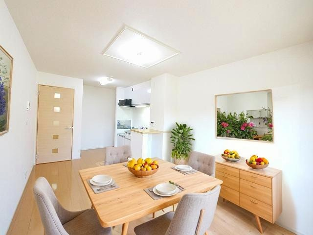 シャトーヒルズ　南館の居間・リビング|CGで家具等を配置したもので家具等は含まれません