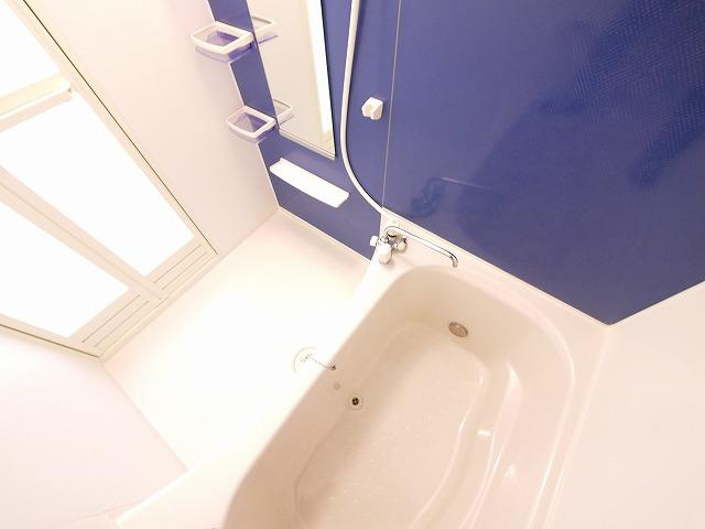 シャトーヒルズ　南館の浴室|落ち着いた空間のお風呂です