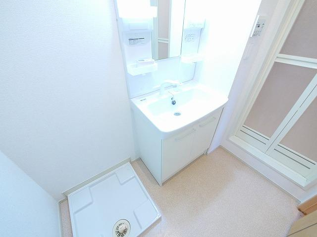 シャトーヒルズ　南館の洗面所|洗面所です